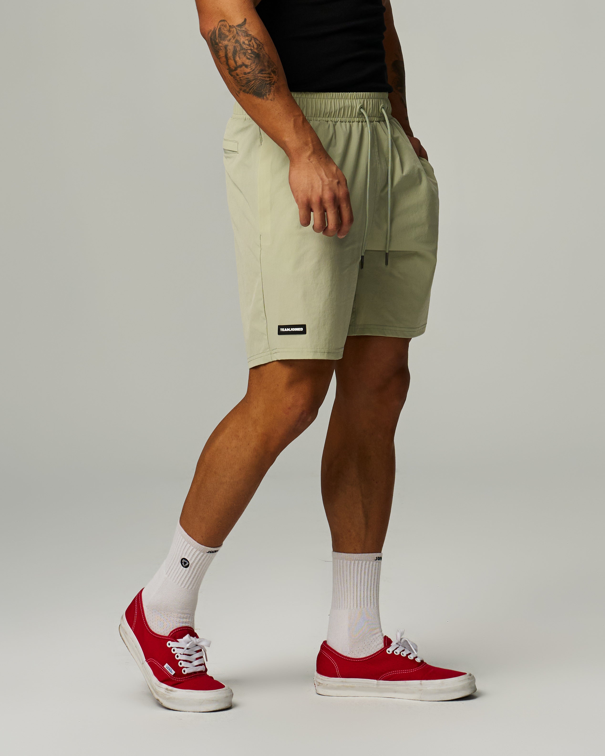 color_Olive Green
