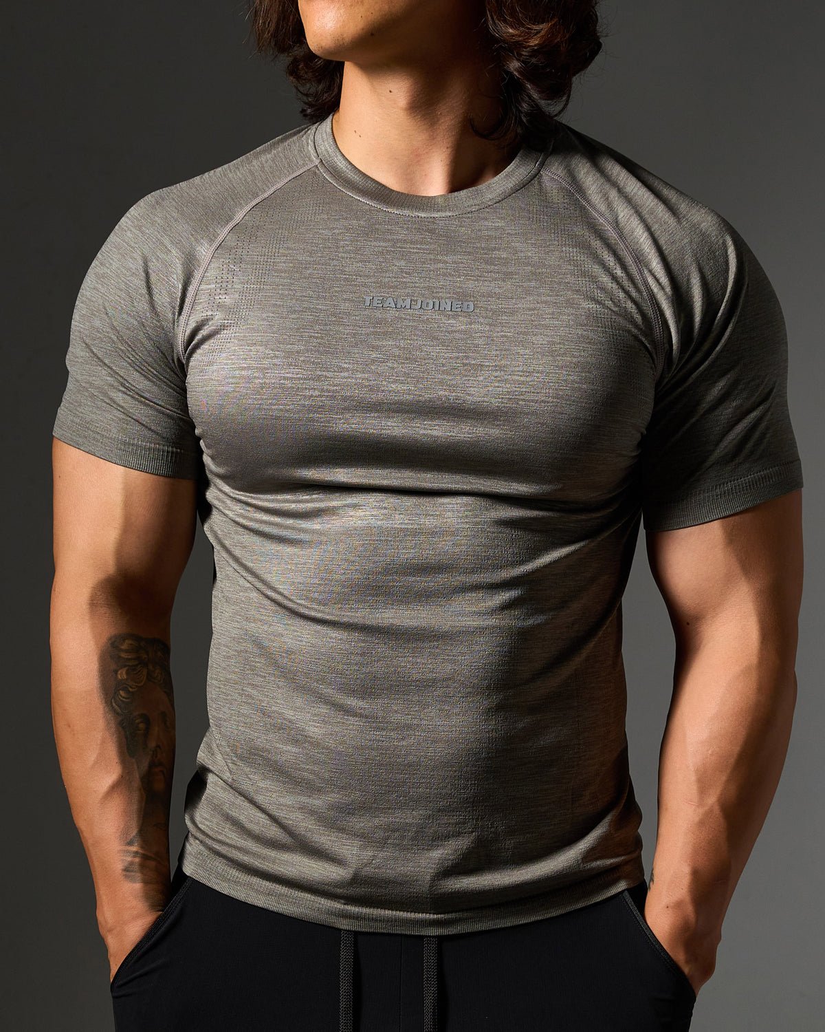 color_Charcoal Gray