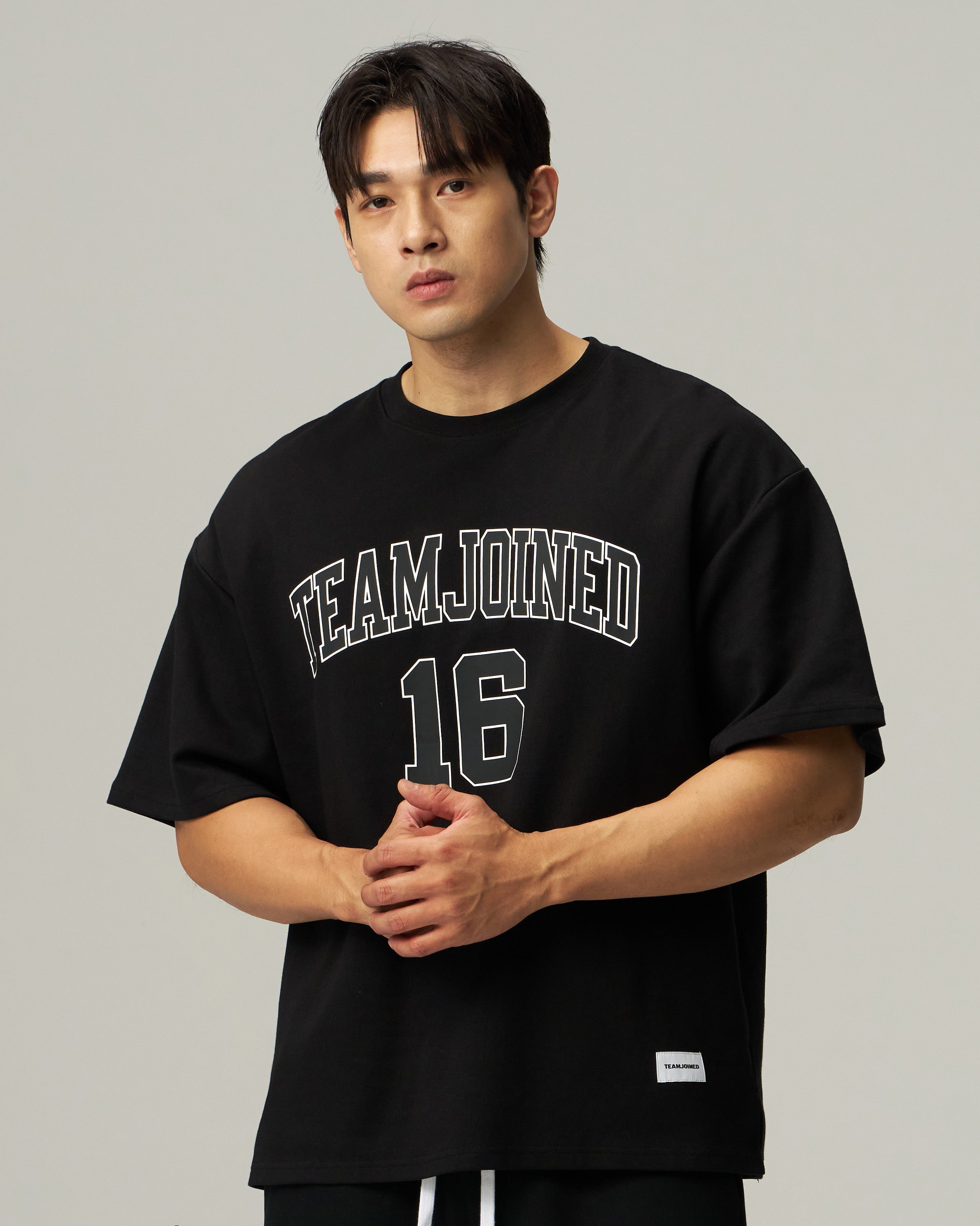 16 Arch logo Oversized
