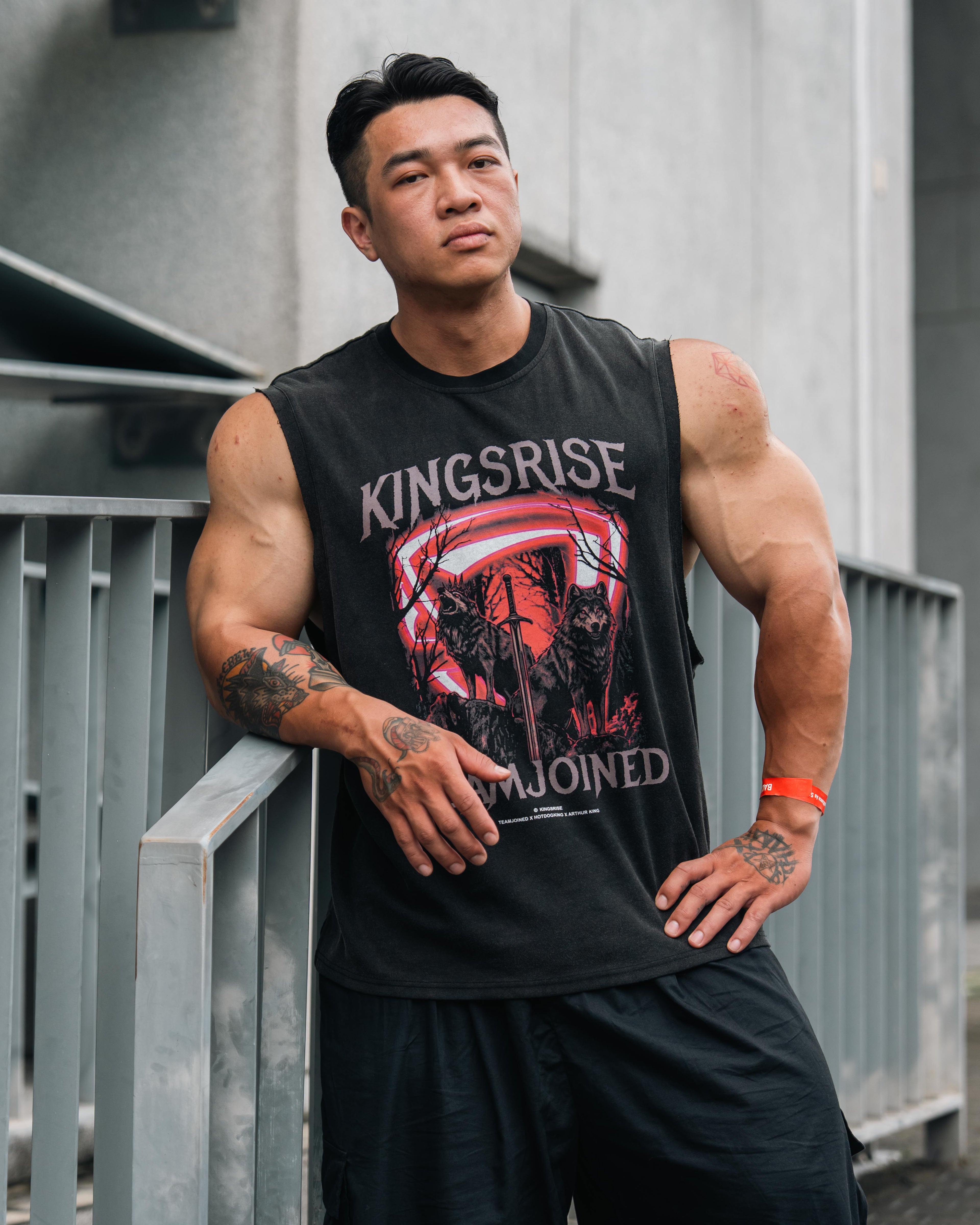 Kings Rise Sleeveless Oversized