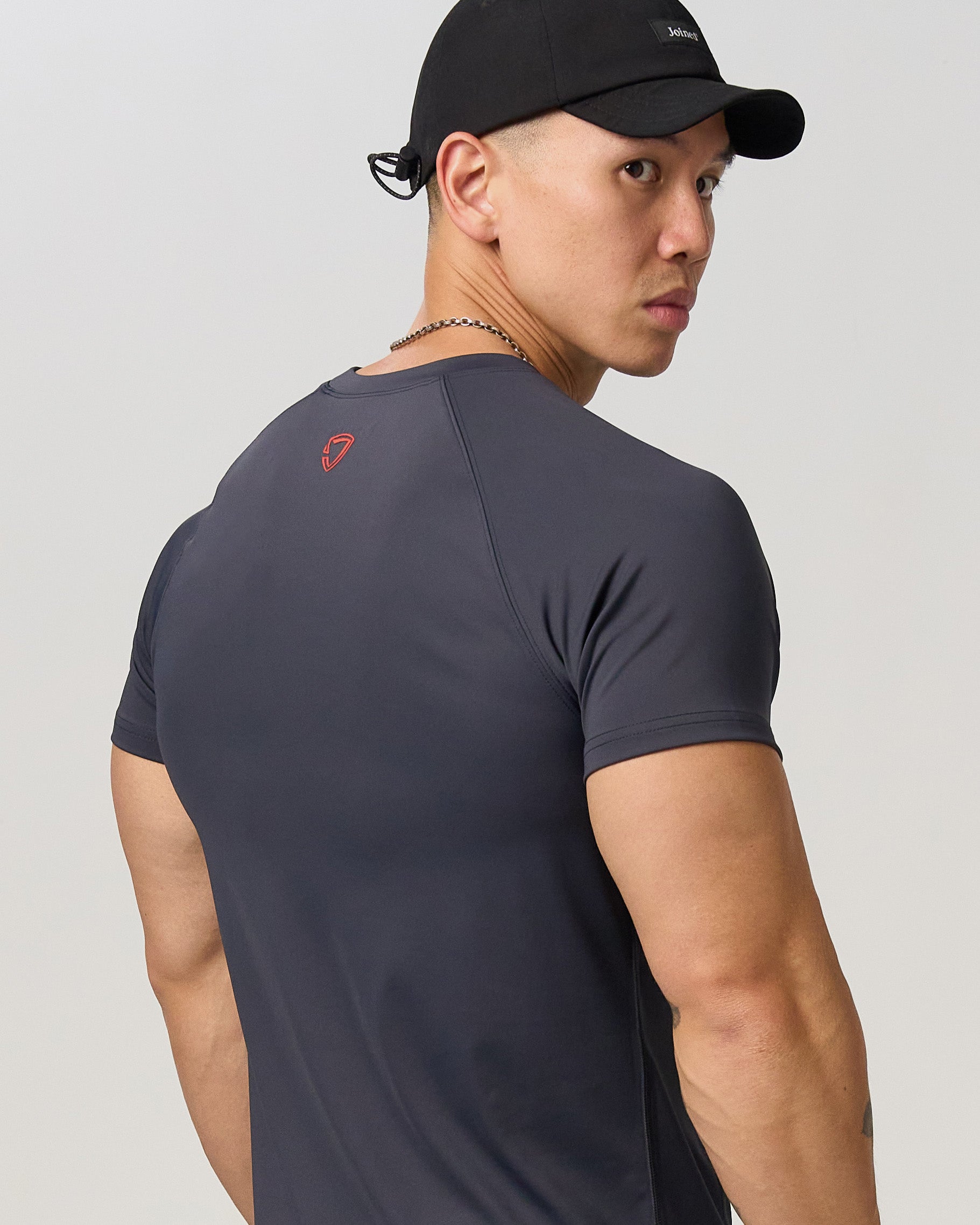 Full Logo Form-Fit Top