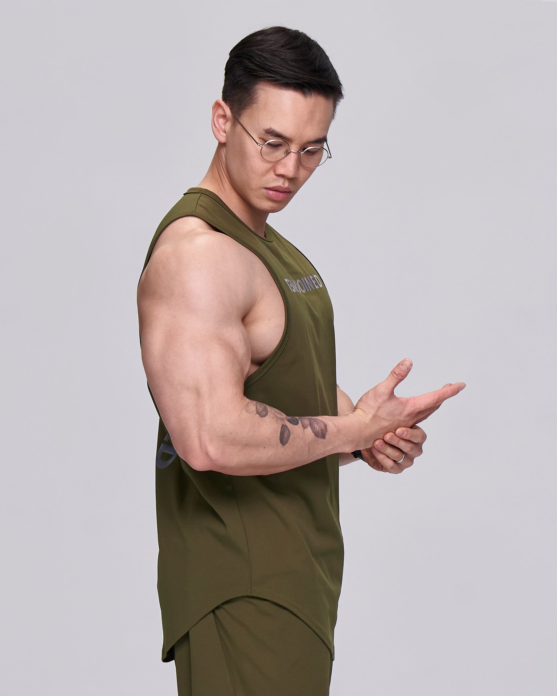 color_silver/army green