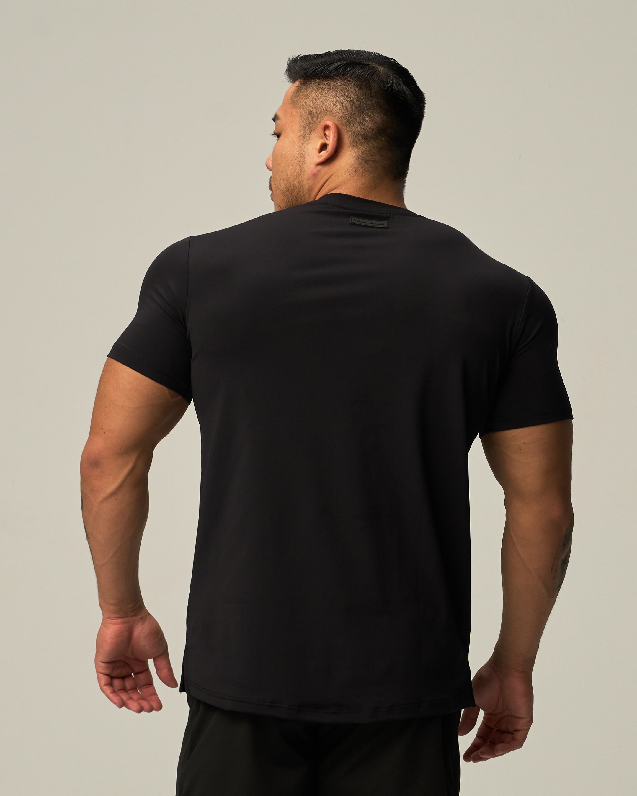 Adapt Flat Sleeves Muscle Top