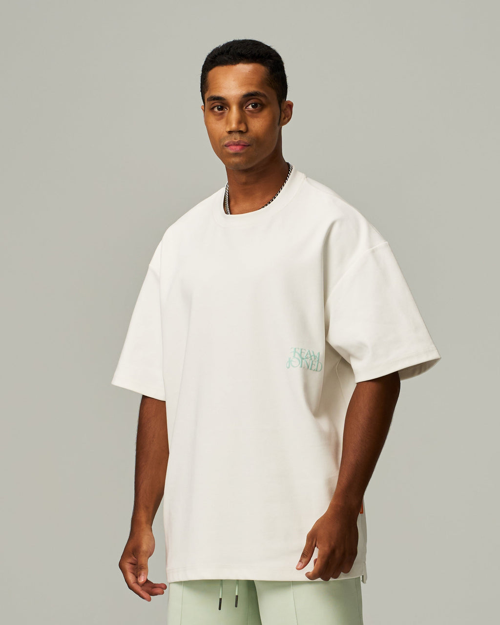 color_Teal Blue/White