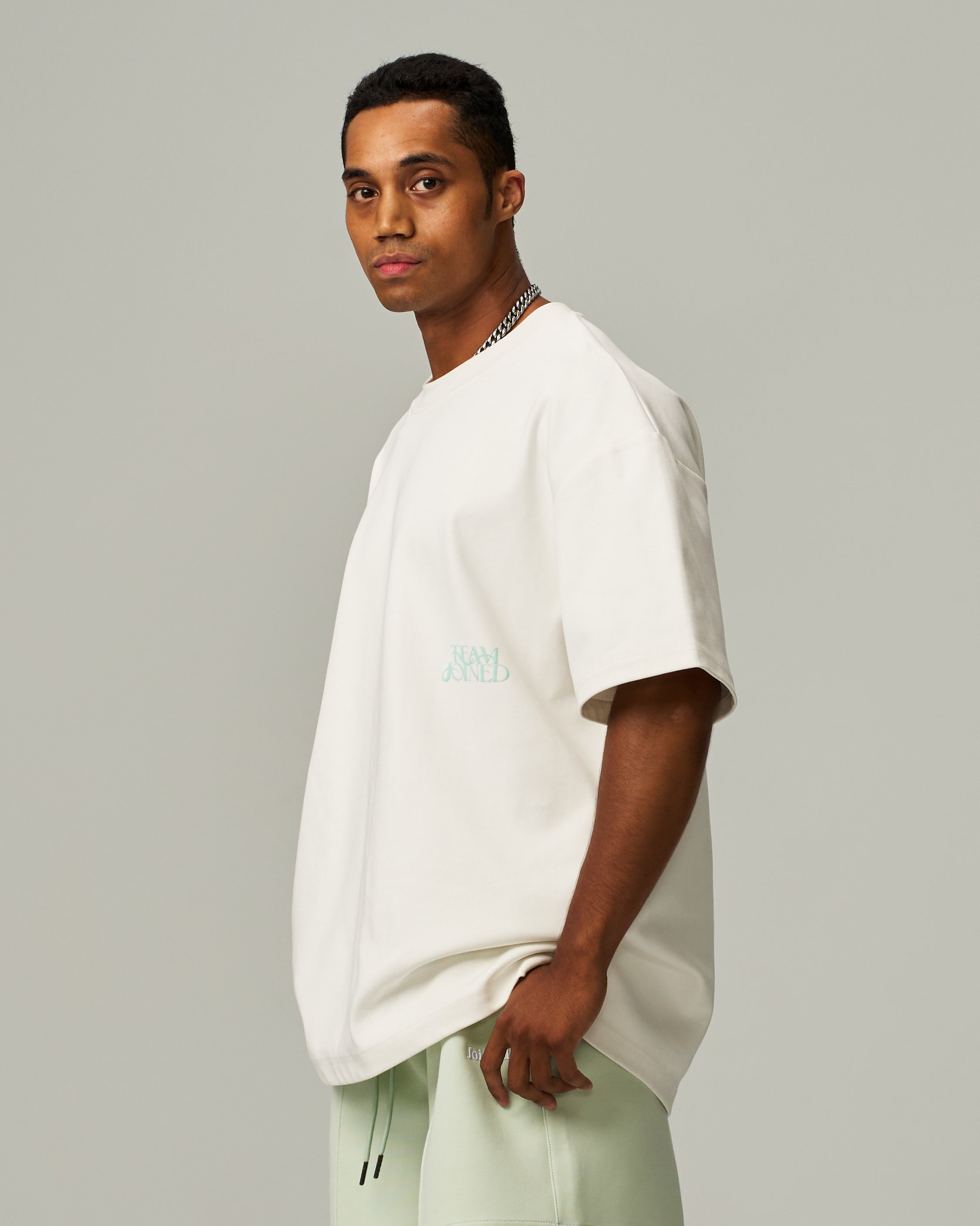 color_Teal Blue/White