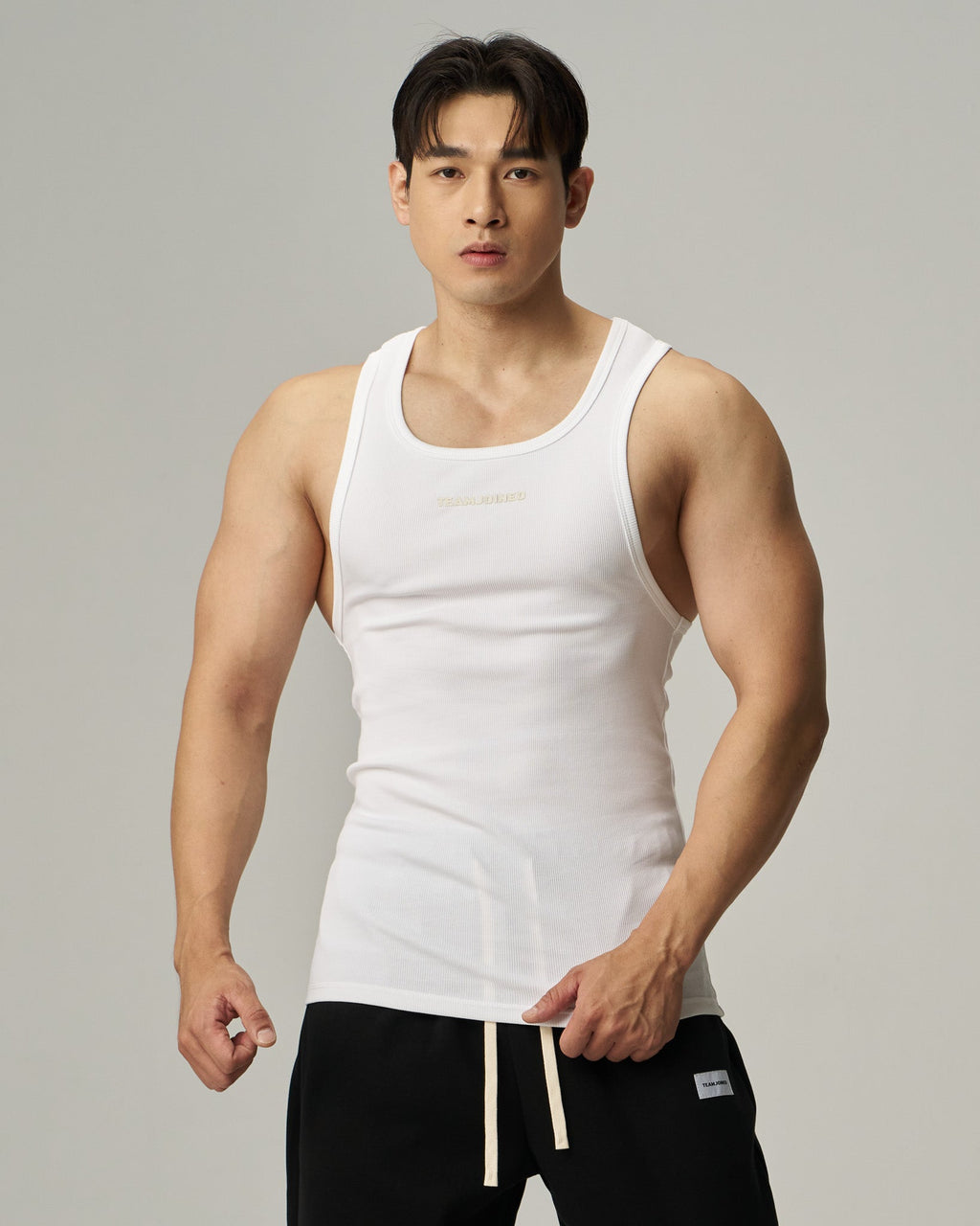 color_White