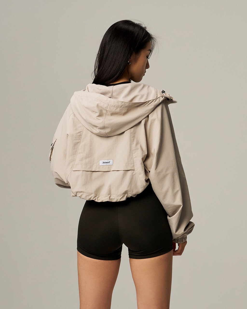 Label Tech Crop Windbreaker