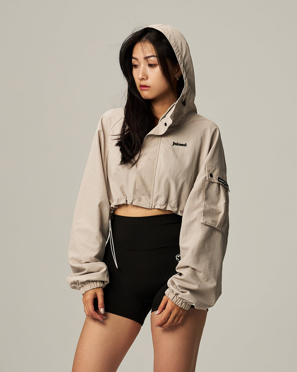 Label Tech Crop Windbreaker
