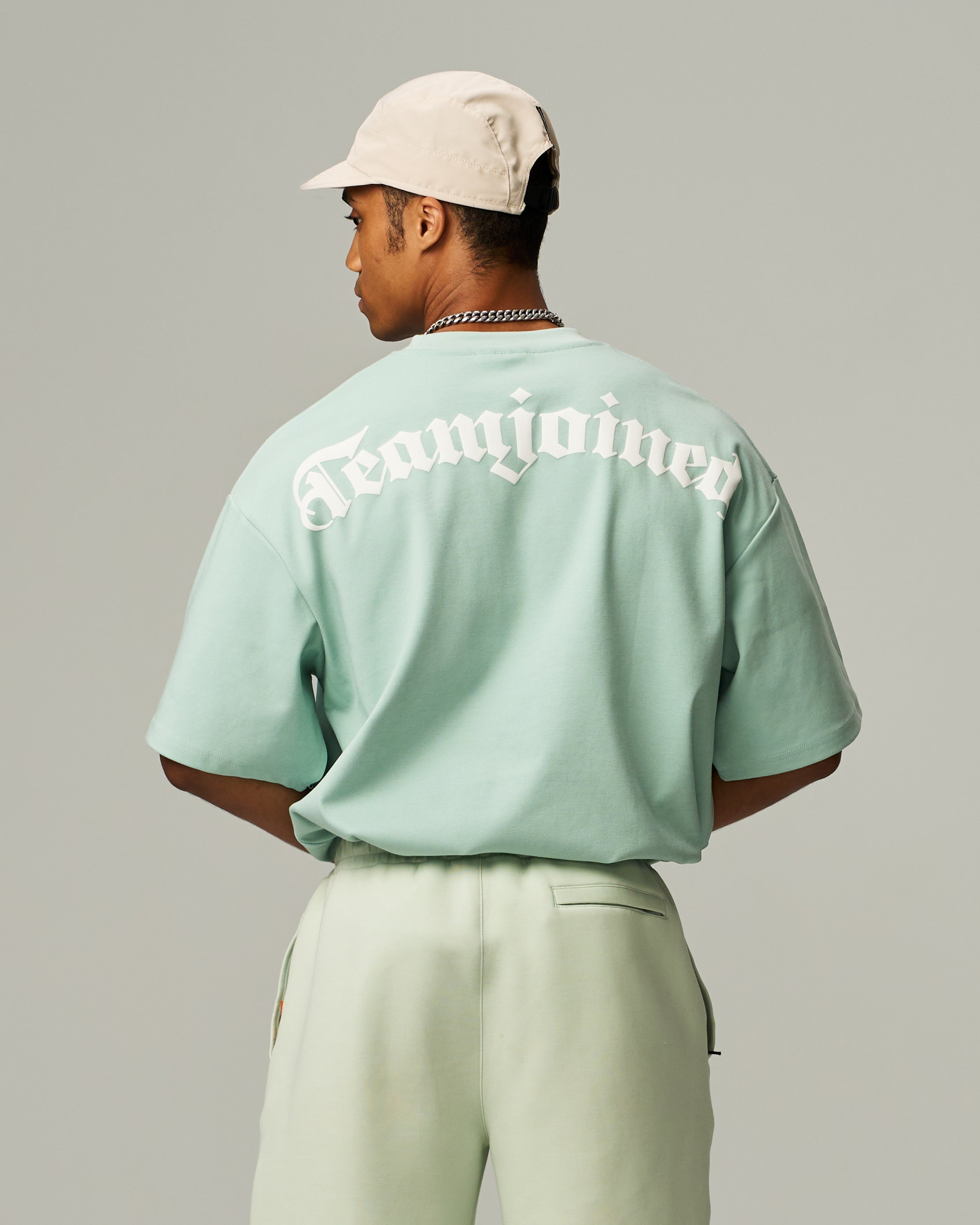 color_Teal Blue/White