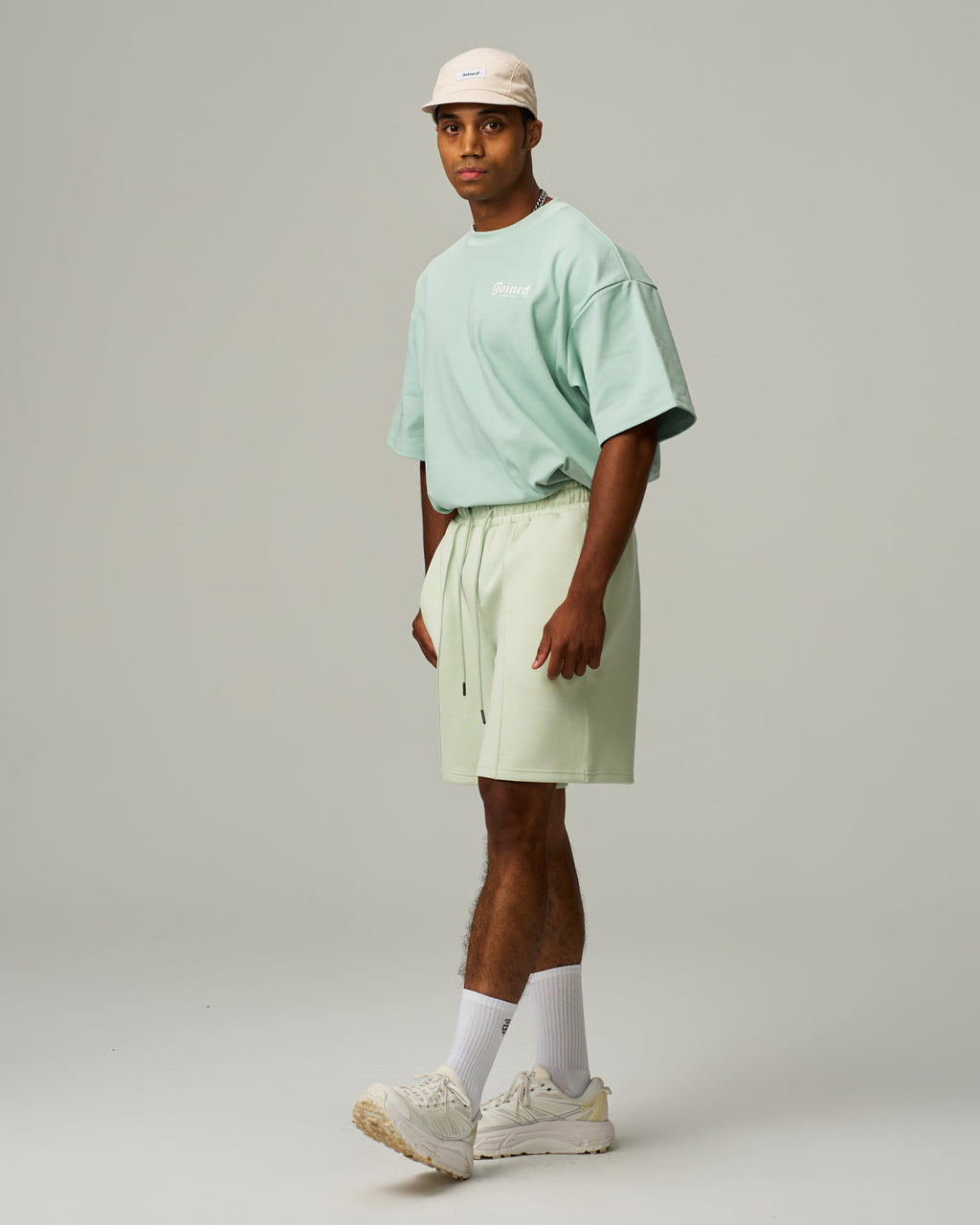 color_Teal Blue/White