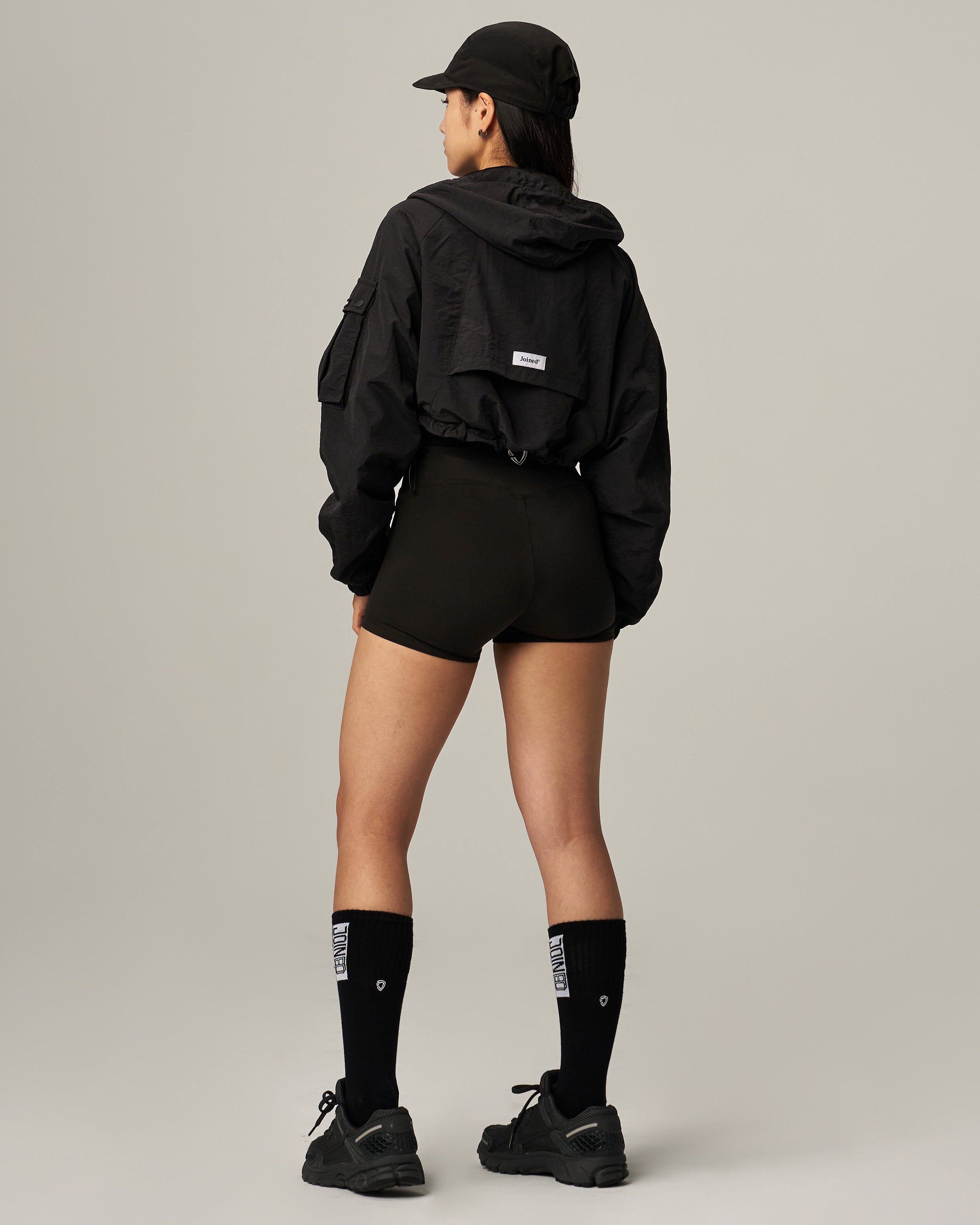 Label Tech Crop Windbreaker