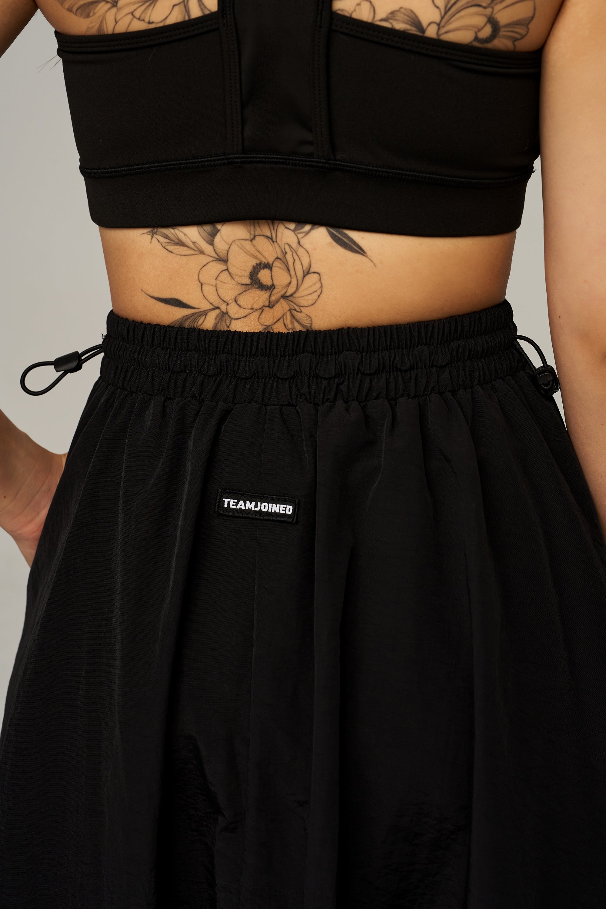 color_Black