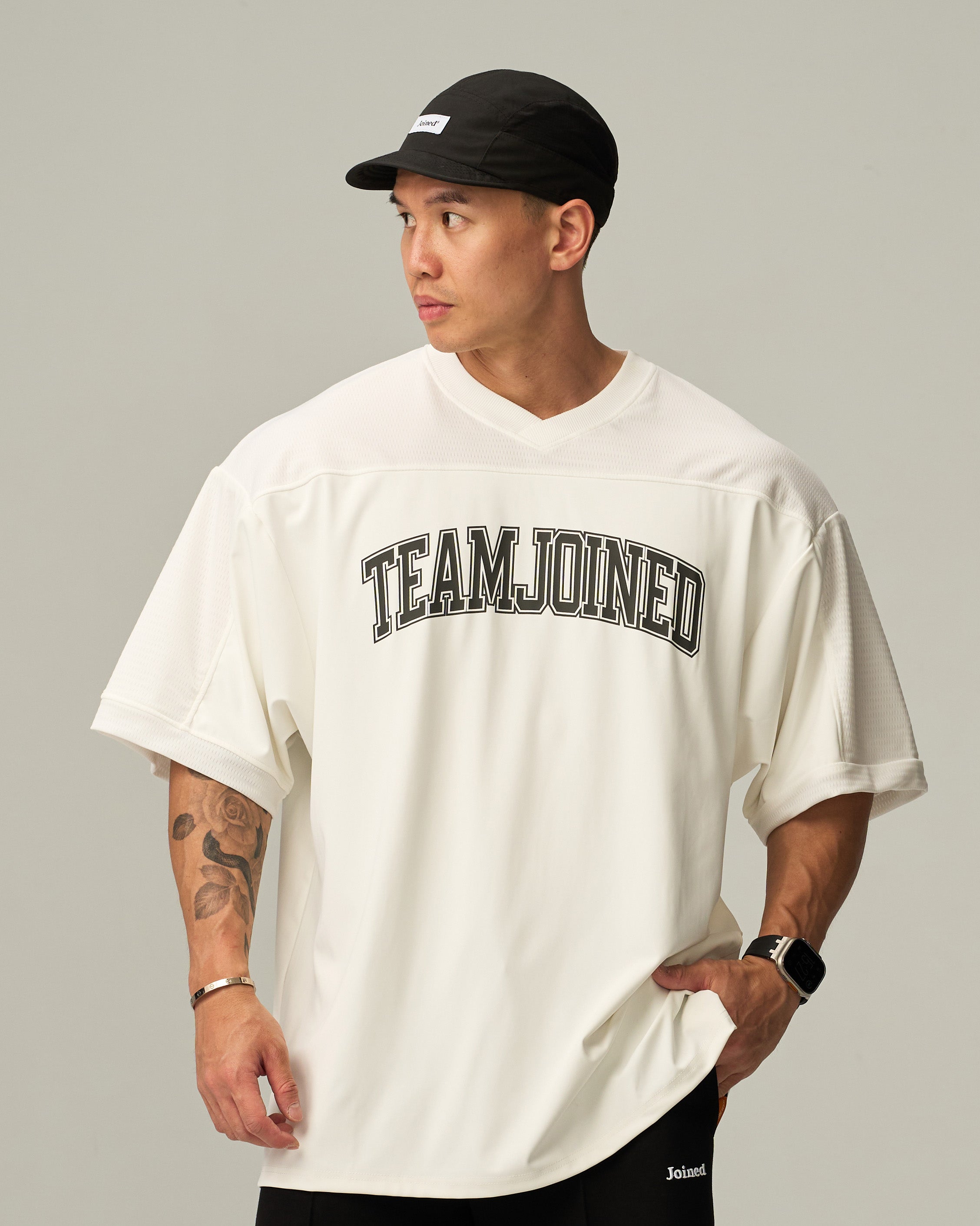 Arch logo Adapt Oversized Jersey