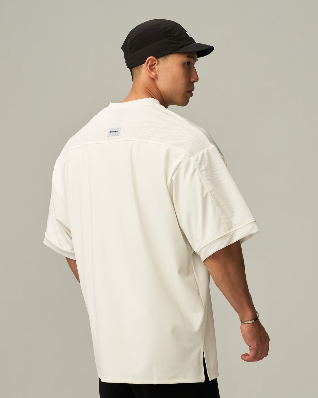Arch logo Adapt Oversized Jersey