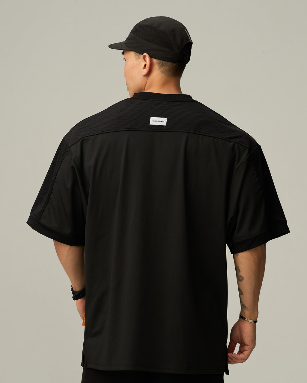 Arch logo Adapt Oversized Jersey