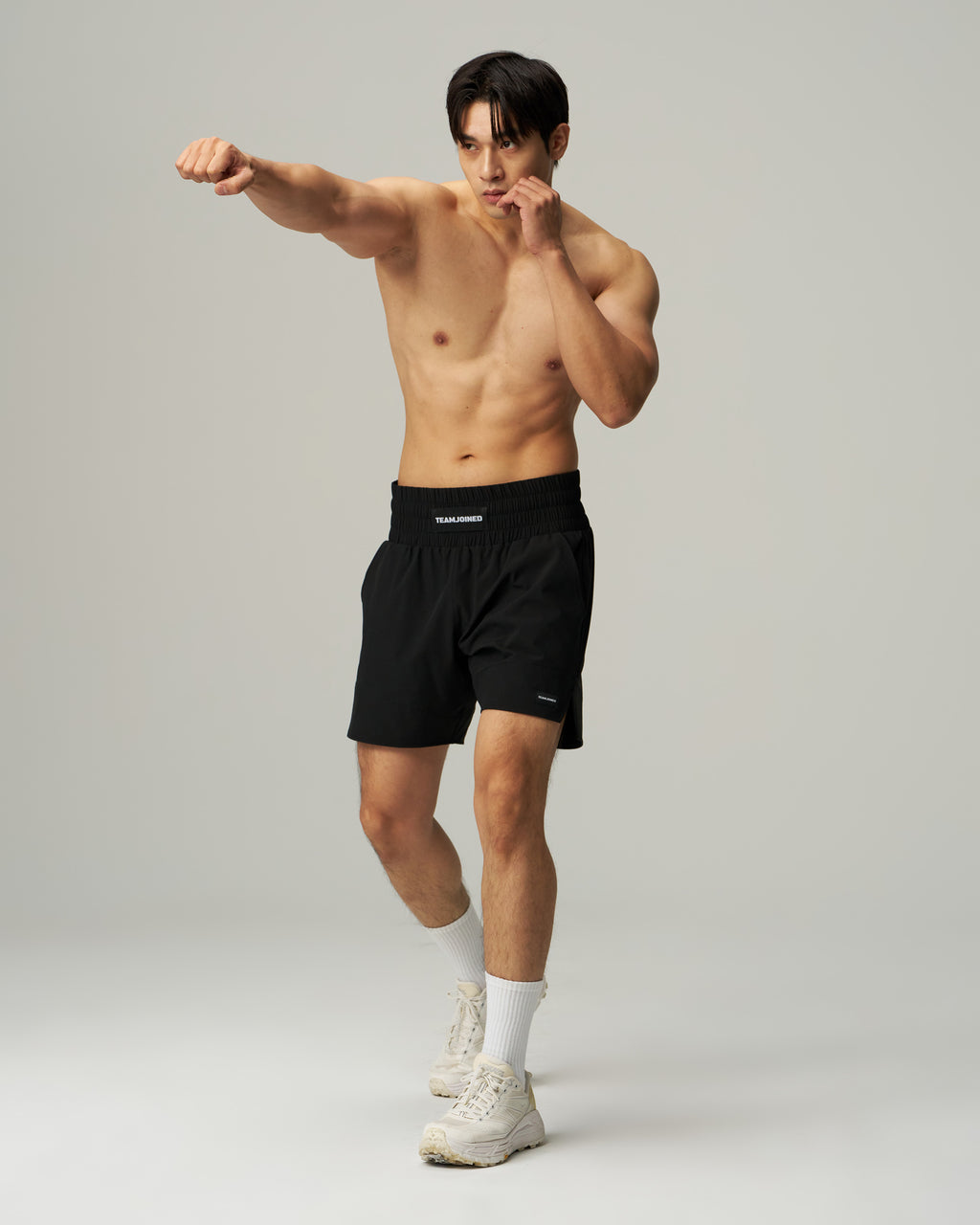 RING Side Slit Stretch Shorts