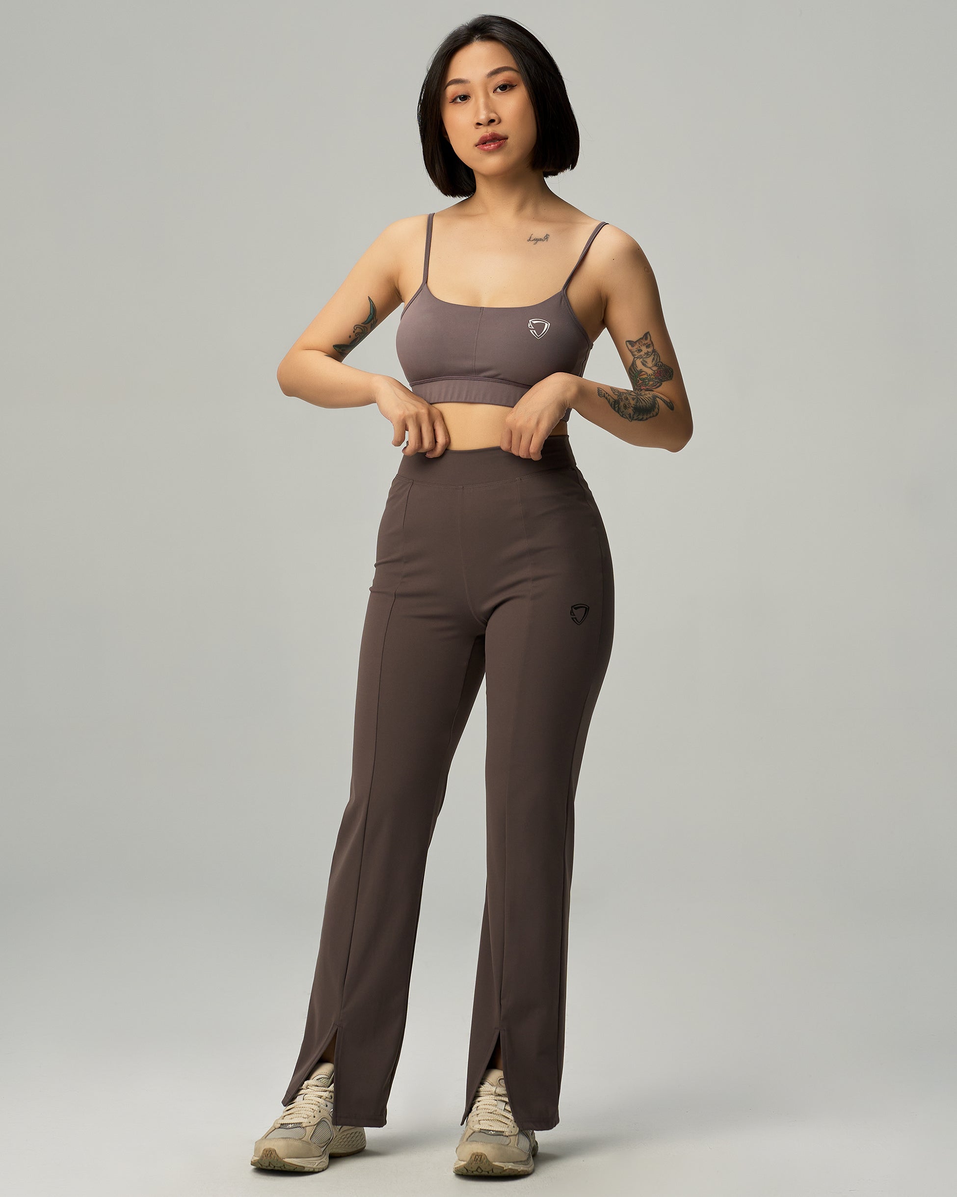 color_Gray Brown